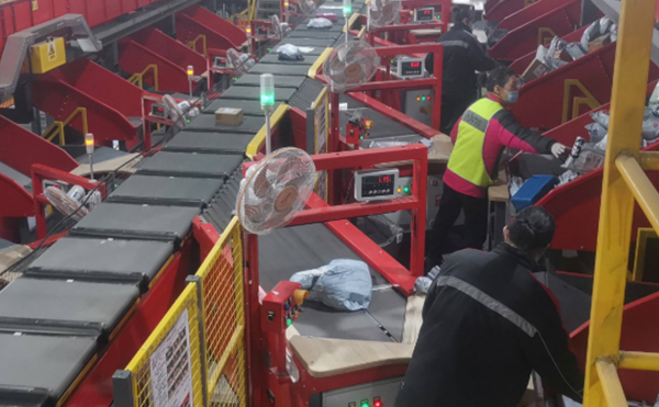 稱重掃碼測量體積一體機(jī),掃碼稱重量方一體機(jī),體積測量DWS設(shè)備