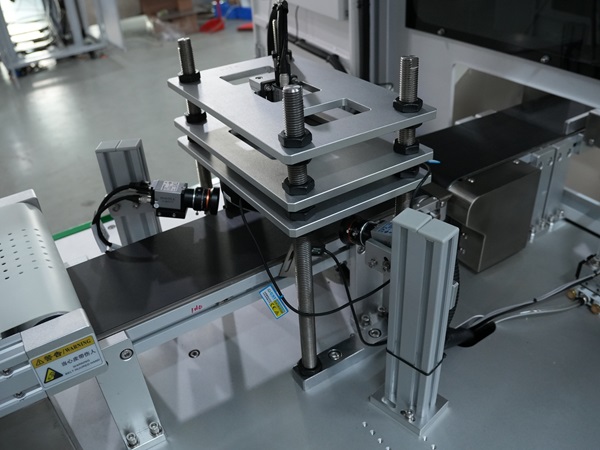 外觀表面缺陷檢測設(shè)備,外觀表面缺陷檢測機,視覺檢測設(shè)備